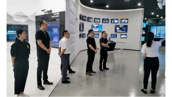 奥特美克与海康威视签署战略合作协议