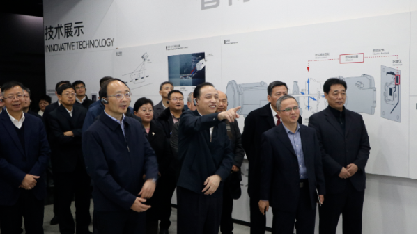 最高检政治部副主任周玉庆率全国检察院考察团调研考察海康威视
